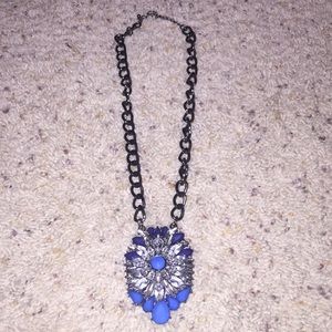 Statement necklace